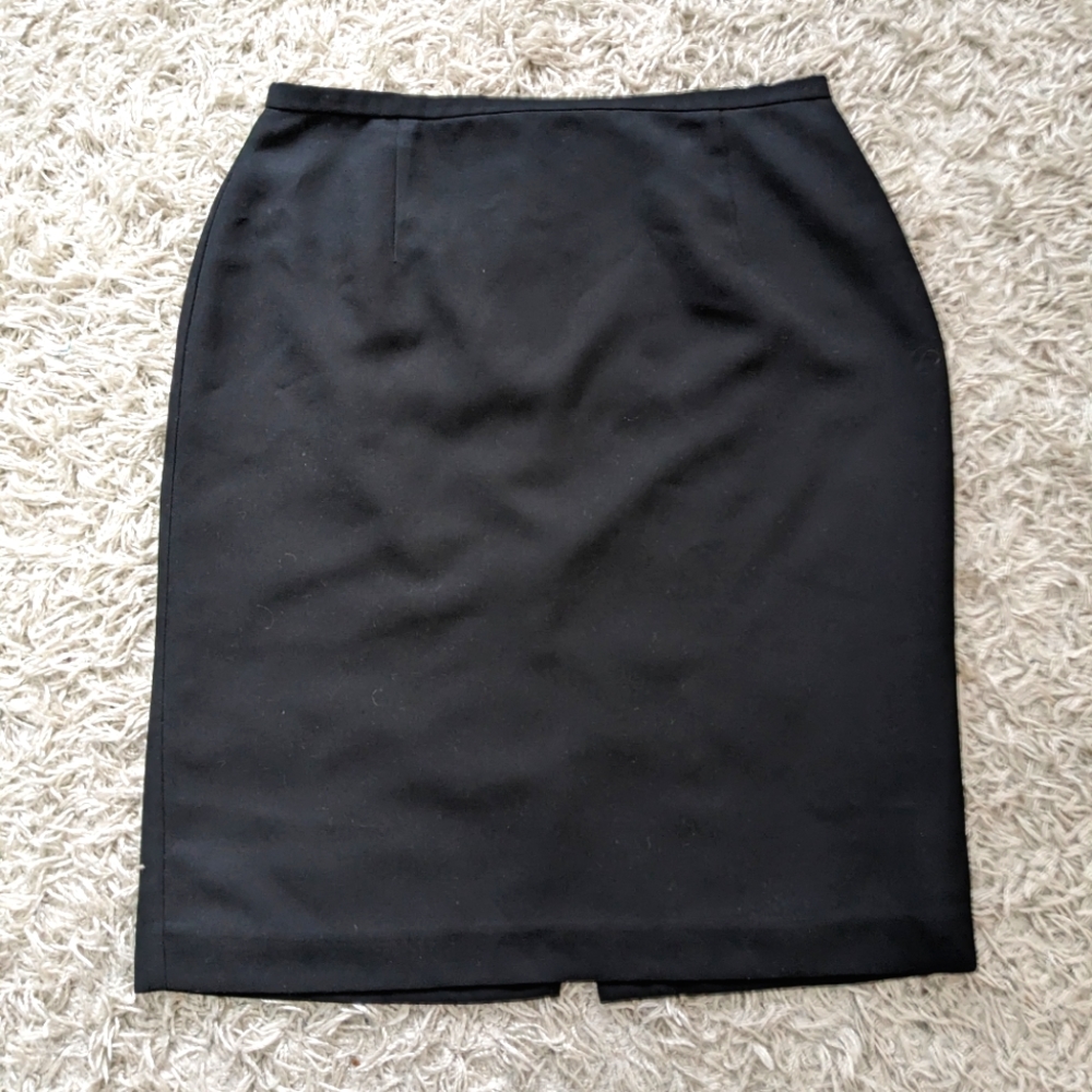 Bellessa size 12 black pencil skirt